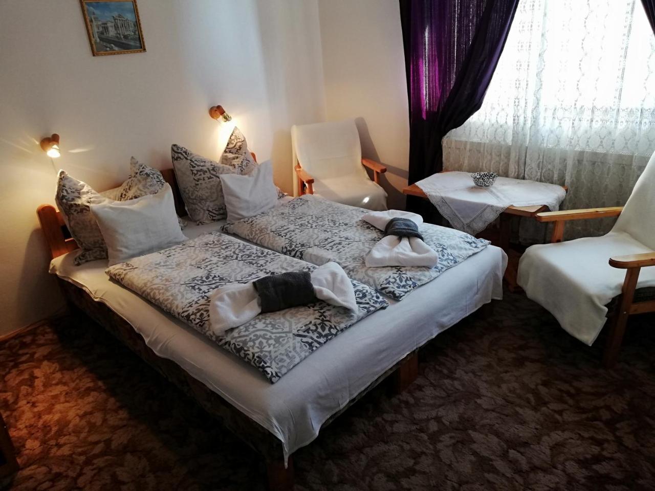 Szekely Szallas Gyula Dış mekan fotoğraf