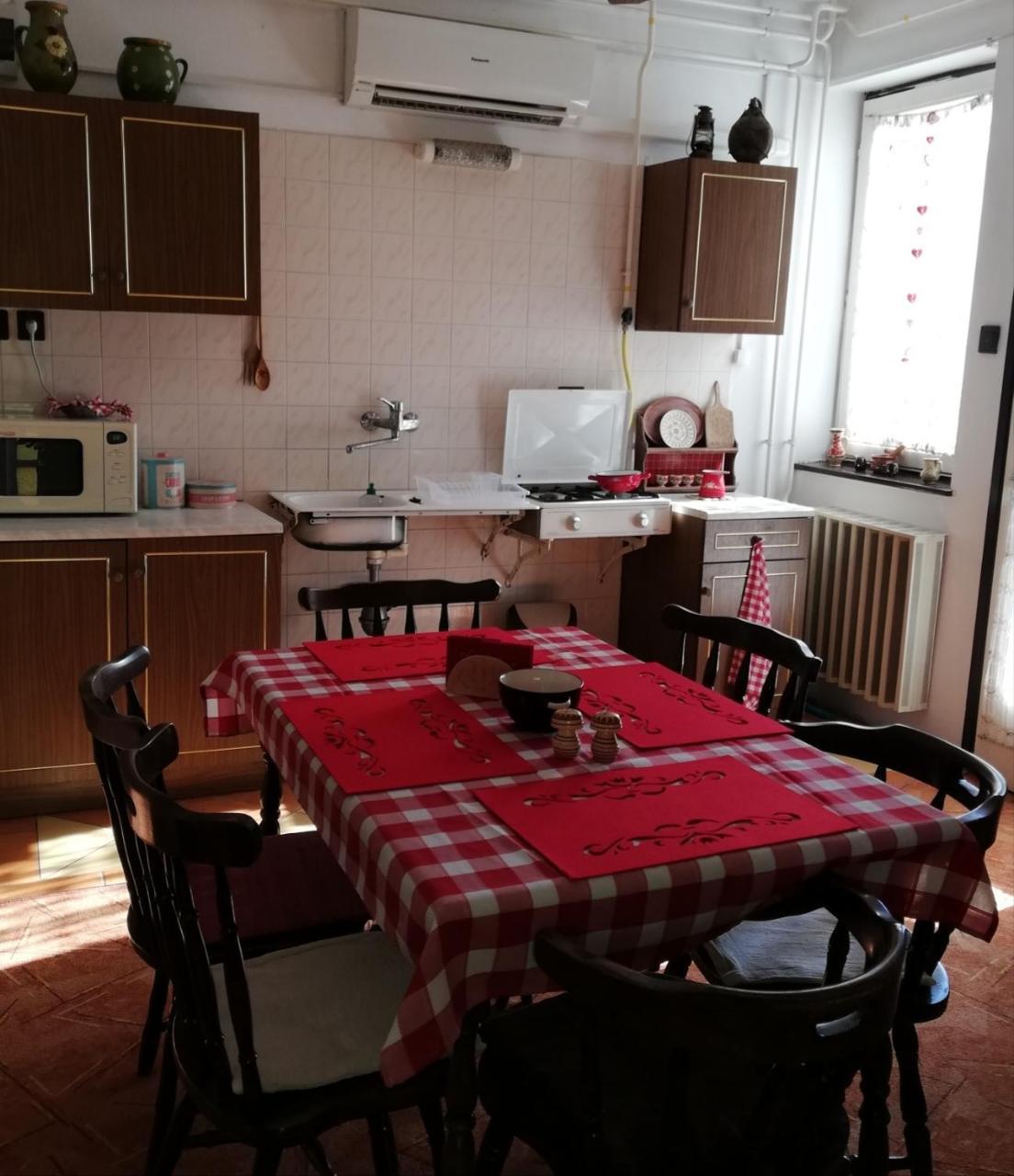 Szekely Szallas Gyula Dış mekan fotoğraf